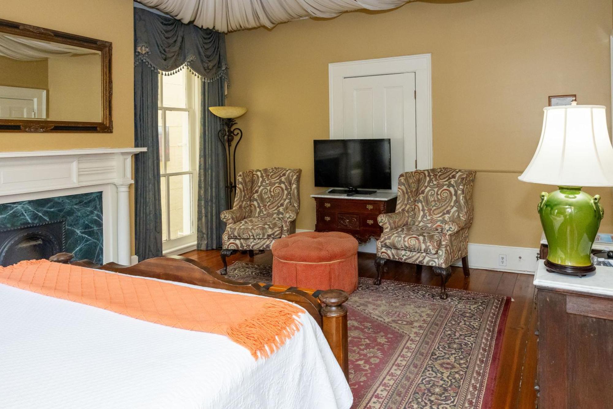 เอลิซา ทอมป์สัน เฮาส์ Bed & Breakfast ซาวานนาห์ ภายนอก รูปภาพ