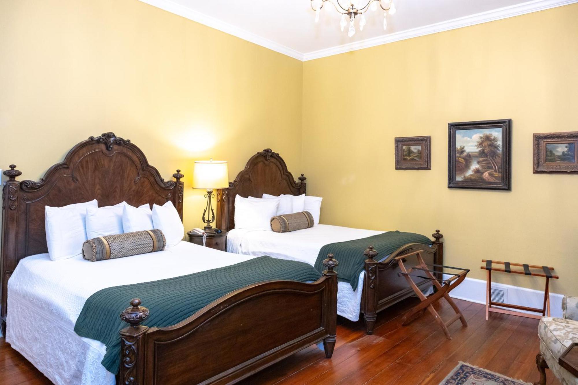 เอลิซา ทอมป์สัน เฮาส์ Bed & Breakfast ซาวานนาห์ ภายนอก รูปภาพ
