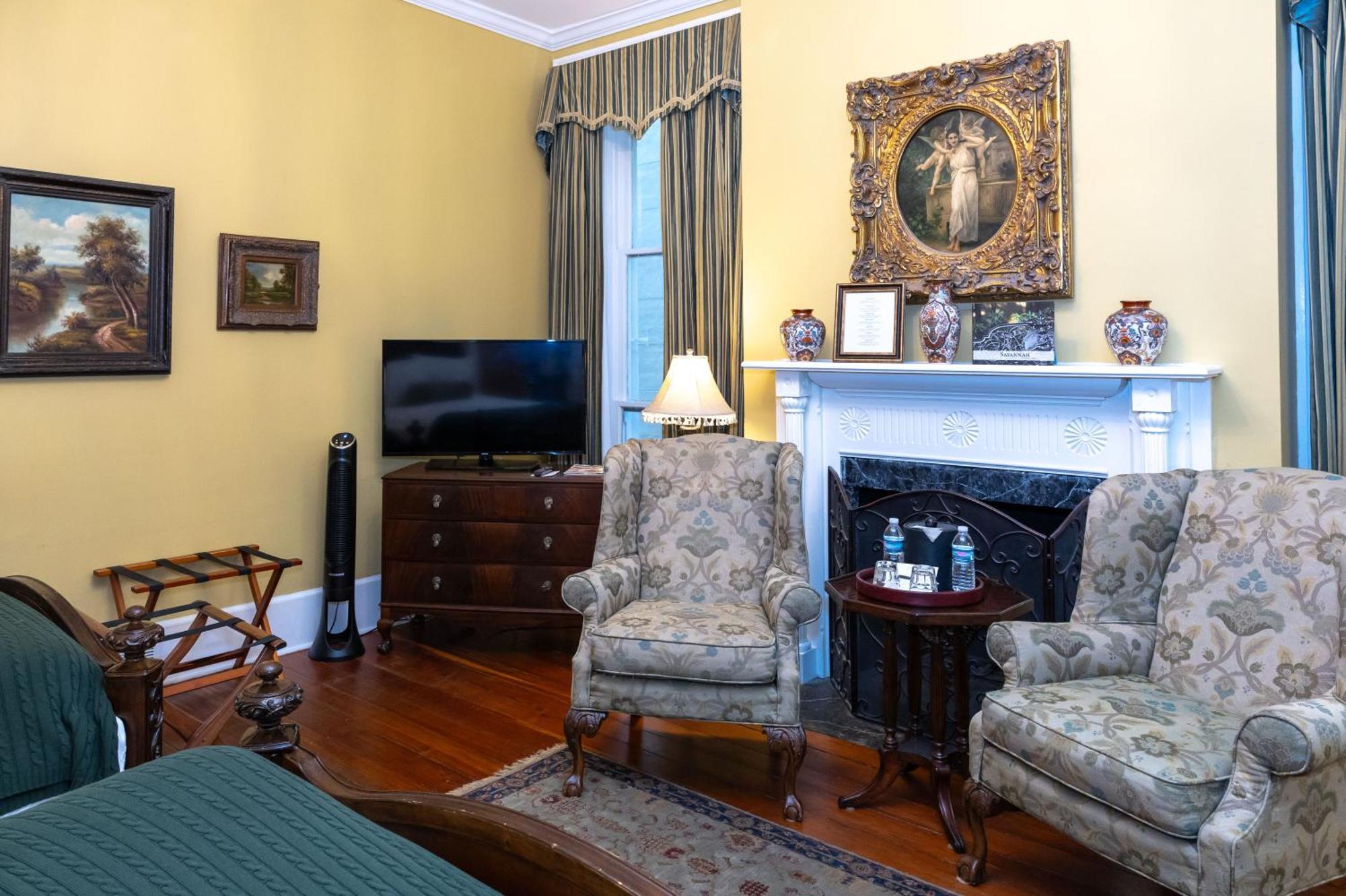 เอลิซา ทอมป์สัน เฮาส์ Bed & Breakfast ซาวานนาห์ ภายนอก รูปภาพ