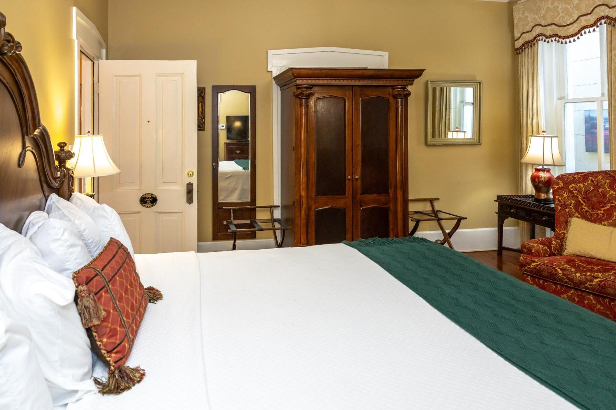 เอลิซา ทอมป์สัน เฮาส์ Bed & Breakfast ซาวานนาห์ ภายนอก รูปภาพ