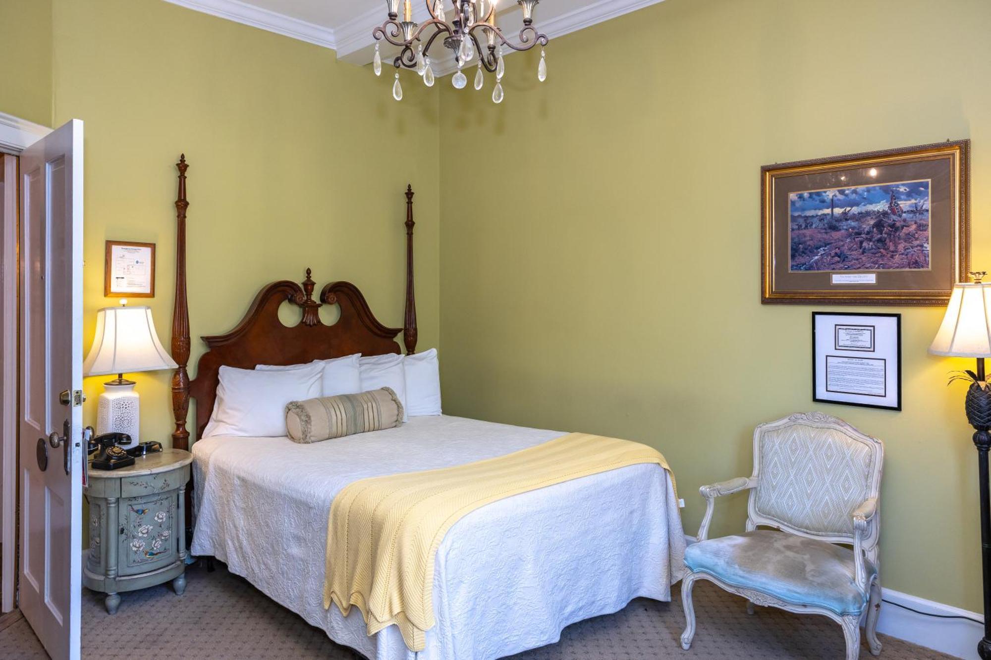 เอลิซา ทอมป์สัน เฮาส์ Bed & Breakfast ซาวานนาห์ ภายนอก รูปภาพ